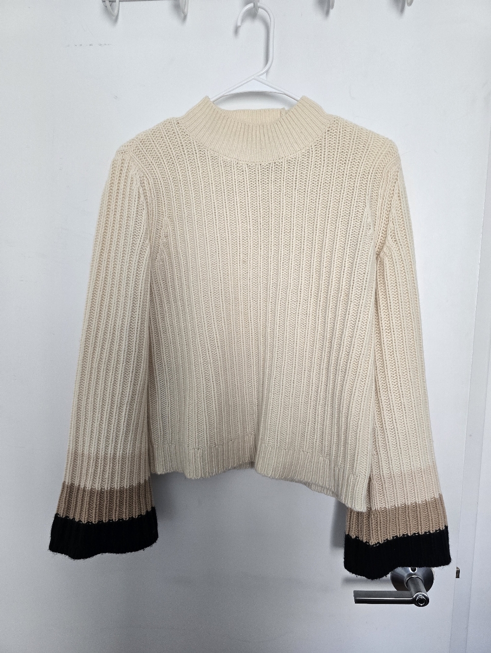 EUC Club Monaco 100% Cashmere Sweater